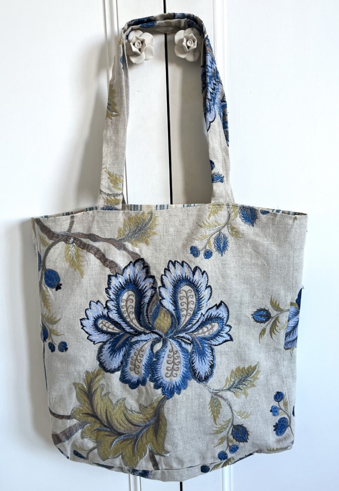 Blue embroidered bag